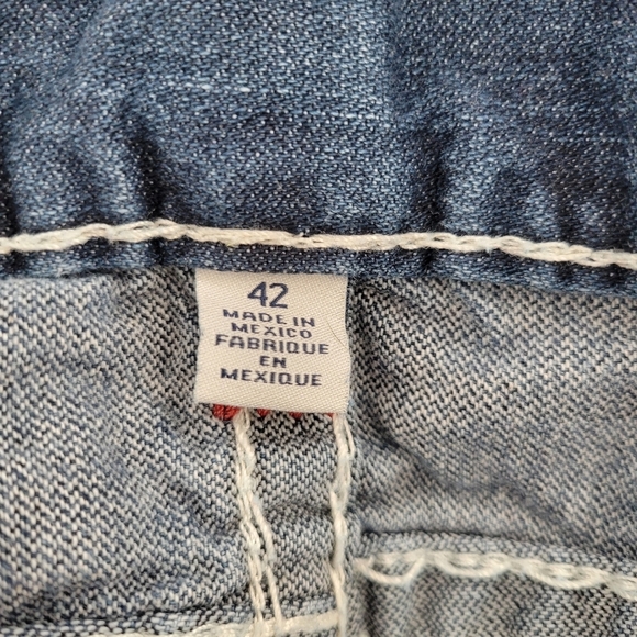 True Religion Men's jeans Size 42 - Picture 6 of 7